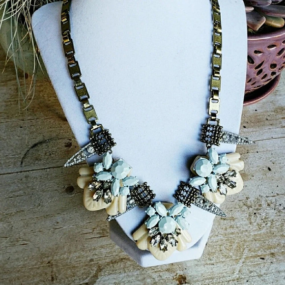 Statement Necklace | Gold & Light Blue - Picture 3 of 6